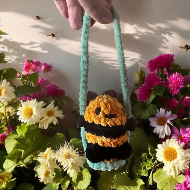 Bee on a Swing